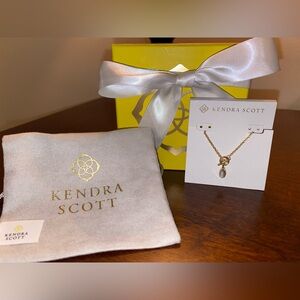 Kendra Scott Necklace